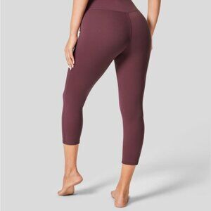 Lululemon Leggings burgundy bleach stain on left leg waist 12.5” msrp $129